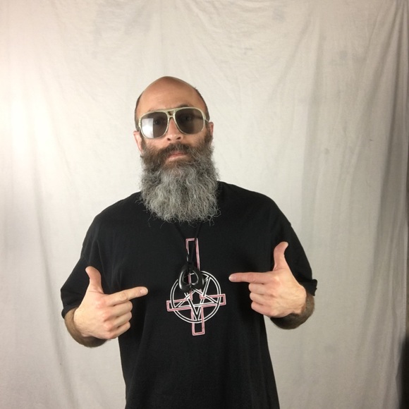 Illuminated Darkness | Vessel Heart Talisman - Picture 7 of 7